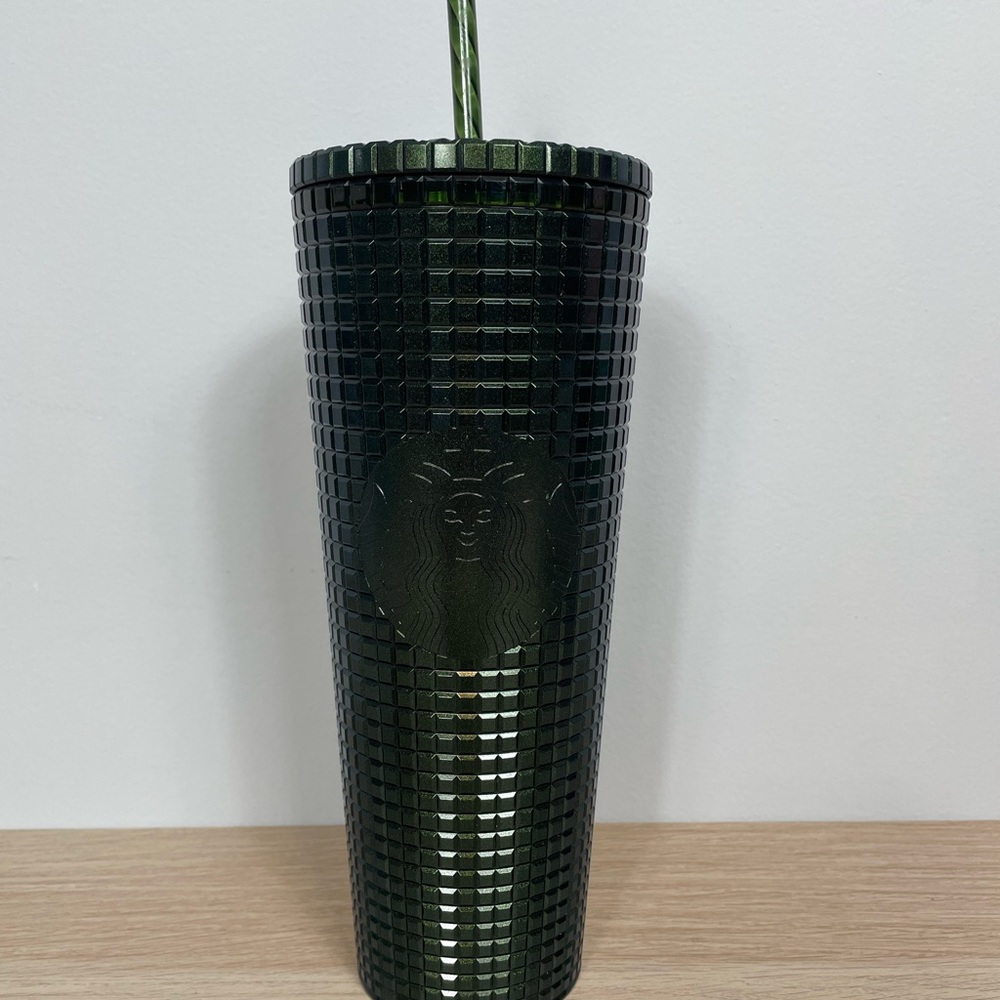 Starbucks Holiday 2021 Green Grid Tumbler with Straw